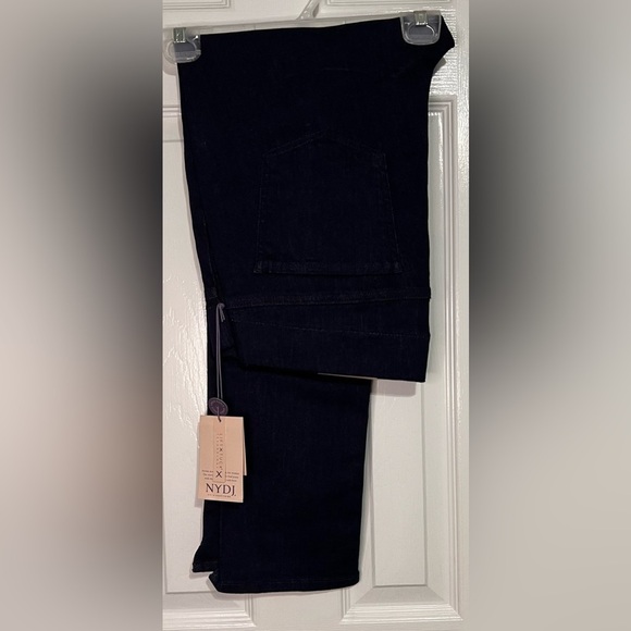 NYDJ NEW Size 14 Women’s Dark wash “Rinse” Pull On Skinny jeans with Ankle Slit - Picture 3 of 12